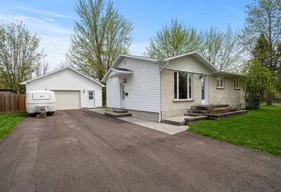 /international/ca/3128-rue-cadieu-jonquiere-quebec-310108402718/