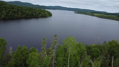 /international/ca/rue-constantineau-sainte-anne-du-lac-qc-j0w1v0-ca-sainte-anne-du-lac-quebec-310100292232/
