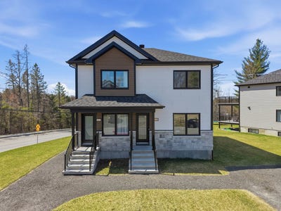 /international/ca/3611-3613-rue-maude-abbott-brompton-rock-forest-saint-elie-deauville-quebec-310108285016/