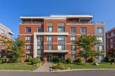 /international/ca/695-rue-du-docteur-chevrier-401-saint-lambert-quebec-310108561673/