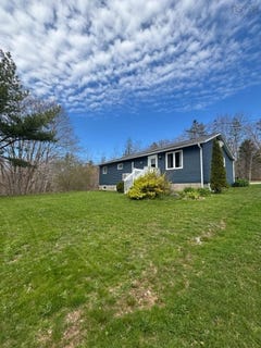 /international/ca/3-gillifillan-lake-road-quinan-nova-scotia-310108183077/