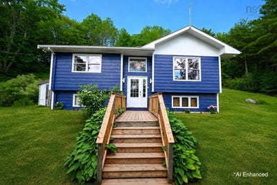 /international/ca/51-charlie-lane-pine-grove-nova-scotia-310109148285/