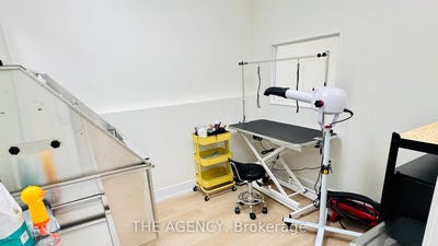 /international/ca/9580-yonge-street-richmond-hill-ontario-310108181054/
