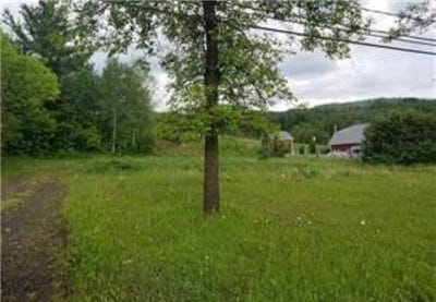 /international/ca/295-rue-st-jacques-s-causapscal-quebec-310107617296/