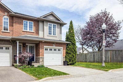 /international/ca/27-7-southside-place-hamilton-ontario-310107321301/