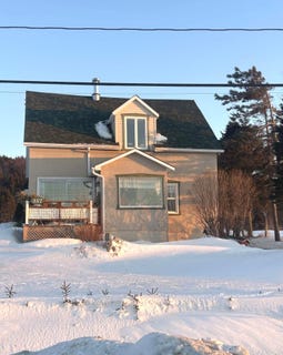 /international/ca/357-rue-notre-dame-o-cap-chat-quebec-310106427879/