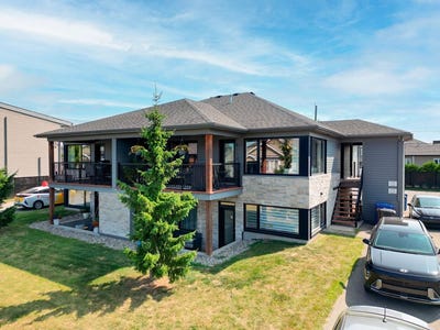 /international/ca/9029-rue-pierre-rodrigue-mirabel-qc-j7n0v3-ca-mirabel-quebec-310101495392/