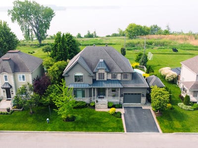/international/ca/685-rue-des-grands-mats-salaberry-de-valleyfield-qc-j6t6n2-ca-salaberry-de-valleyfield-quebec-310100430632/