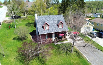 /international/ca/110-cote-bellevue-gaspe-qc-g4x1j2-ca-gaspe-quebec-310099943986/?lang=zh-tw