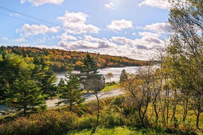 /international/ca/735-terence-bay-road-terence-bay-nova-scotia-310100934557/?lang=zh-tw