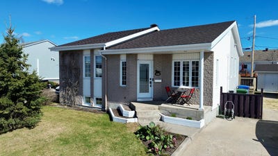 /international/ca/124-rue-de-la-verendrye-sept-iles-quebec-310108286479/