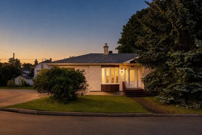 /international/ca/185-rue-ouellet-rimouski-quebec-310109077172/