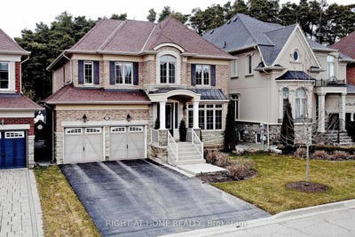 /international/ca/95-vines-place-aurora-ontario-310107063782/