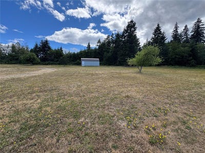/international/ca/lot-a-ross-ave-royston-british-columbia-310109147863/
