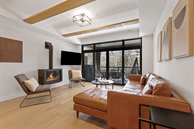 /international/ca/2000-allee-du-val-de-bagnes-102-mont-tremblant-quebec-310098795298/?lang=zh-cn