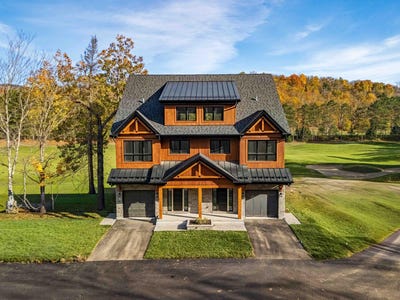 /international/ca/840-allee-du-geant-g-mont-tremblant-quebec-310108808035/