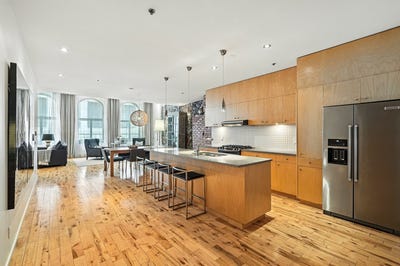 /international/ca/64-rue-st-paul-o-211-montreal-ville-marie-quebec-310101353189/?lang=zh-cn