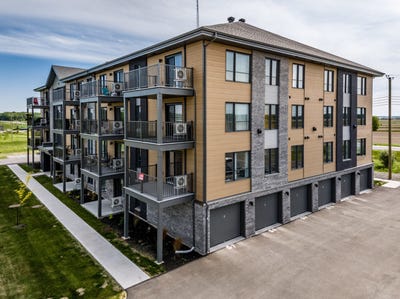 /international/ca/700-rue-flavie-poirier-saint-charles-borromee-quebec-120082971714/