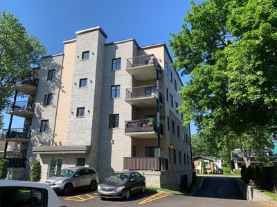 /international/ca/111-av-du-parc-laval-des-rapides-quebec-310108949560/