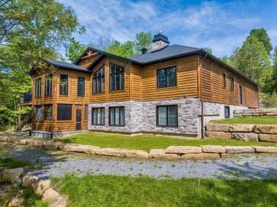 /international/ca/122-ch-de-l-inukshuk-amherst-quebec-310108940101/