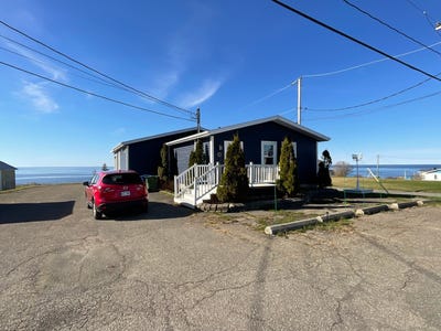 /international/ca/74-rue-du-village-sainte-therese-de-gaspe-quebec-310105298472/