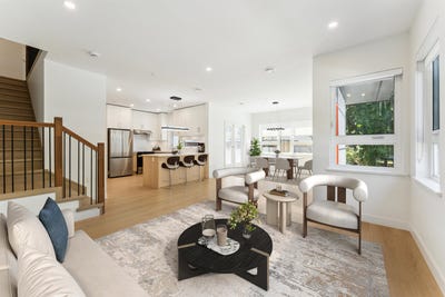 /international/ca/844-st-denis-avenue-north-vancouver-british-columbia-310109286302/