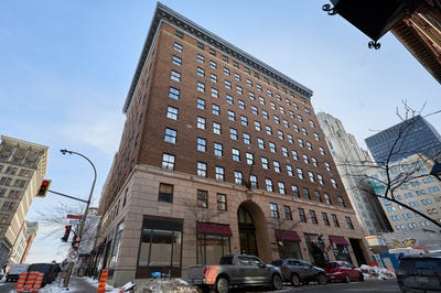 /international/ca/10-rue-st-jacques-ville-marie-quebec-310108894436/