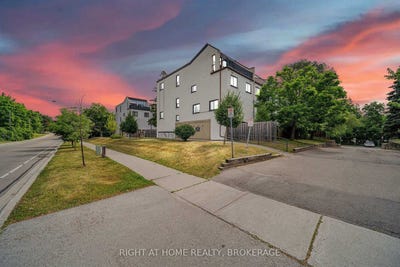 /international/ca/132-1058-falgarwood-drive-oakville-ontario-310100601935/