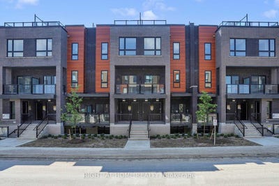 /international/ca/22-17-lytham-green-circle-newmarket-ontario-310101016205/