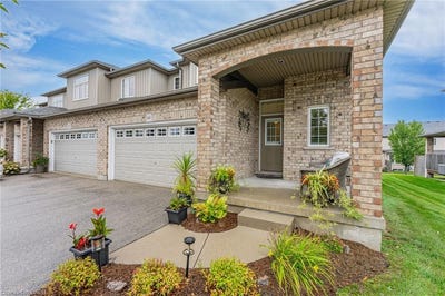 /international/ca/31-townsend-drive-64-breslau-ontario-310110369301/