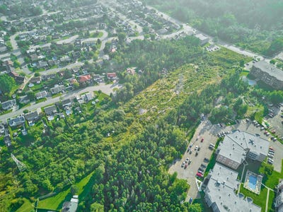 /international/ca/rue-des-laurentides-chicoutimi-quebec-310100407476/