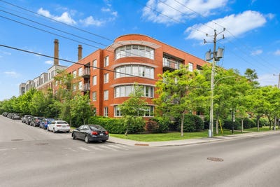 /international/ca/1205-rue-st-gregoire-montreal-quebec-310108784945/