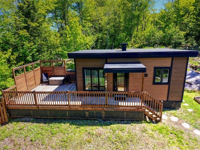 /international/ca/50-rue-de-la-montagne-verte-sainte-marguerite-du-lac-masson-quebec-310108618868/