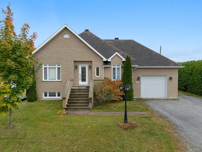 /international/ca/940-rue-virginie-laflamme-fleurimont-quebec-310120674943/