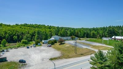 /international/ca/520-rue-du-parc-industriel-brompton-rock-forest-saint-elie-deauville-quebec-310108270571/