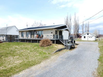 /international/ca/341-ch-de-la-baleine-l-isle-aux-coudres-quebec-310105400174/