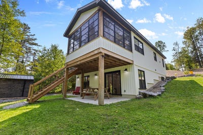 /international/ca/225-ch-stephens-otter-lake-quebec-310107738043/