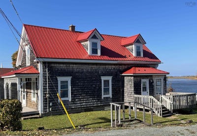 /international/ca/1729-highway-6-river-john-nova-scotia-310108561621/