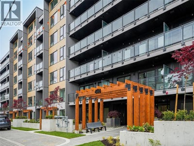 /international/ca/654-granderson-road-langford-british-columbia-310119976361/