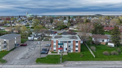 /international/ca/1755-boul-benoit-gaboury-mont-joli-qc-g5h3j3-ca-mont-joli-quebec-310100231111/