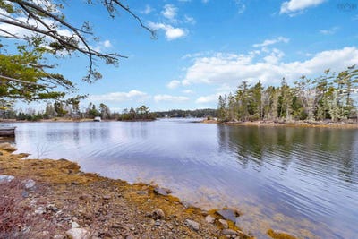 /international/ca/swallow-cove-spur-lot-3-a-chester-basin-nova-scotia-310106163197/
