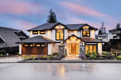 /international/ca/939-forest-hills-drive-north-vancouver-british-columbia-310100432414/