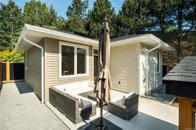 /international/ca/568-kay-st-c-saanich-british-columbia-310101324382/?lang=zh-cn