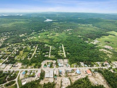 /international/ca/13-rue-du-lilium-mont-laurier-qc-j9l0g2-ca-mont-laurier-quebec-310097299646/