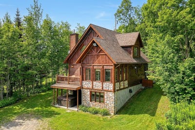 /international/ca/31z-allee-du-19e-mont-blanc-quebec-310107913910/