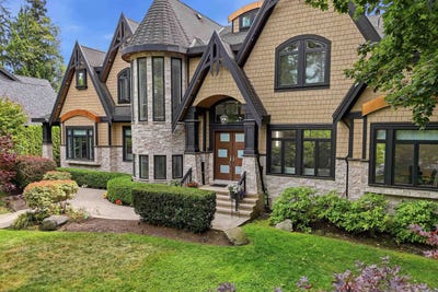 /international/ca/17108-4-avenue-surrey-british-columbia-310109502069/