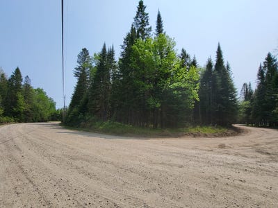 /international/ca/ch-du-lac-aux-poissons-lascension-qc-j0t1w0-ca-l-ascension-quebec-310098265932/?lang=zh-tw