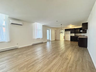 /international/ca/18-rue-de-la-fabrique-salaberry-de-valleyfield-quebec-310109091770/