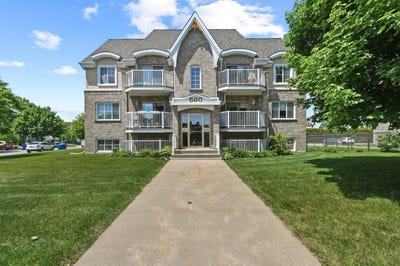 /international/ca/680-av-de-l-envolee-mascouche-quebec-310108598282/