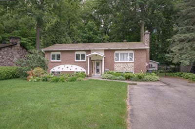 /international/ca/256-3e-boulevard-terrasse-vaudreuil-quebec-310109173987/